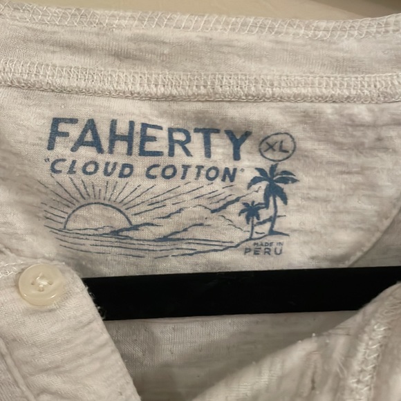 Faherty Henley tee - Picture 2 of 3